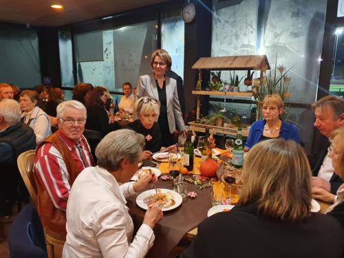 Thanksgiving 2019 (30.2) Thanksgiving 2019 (30.2)